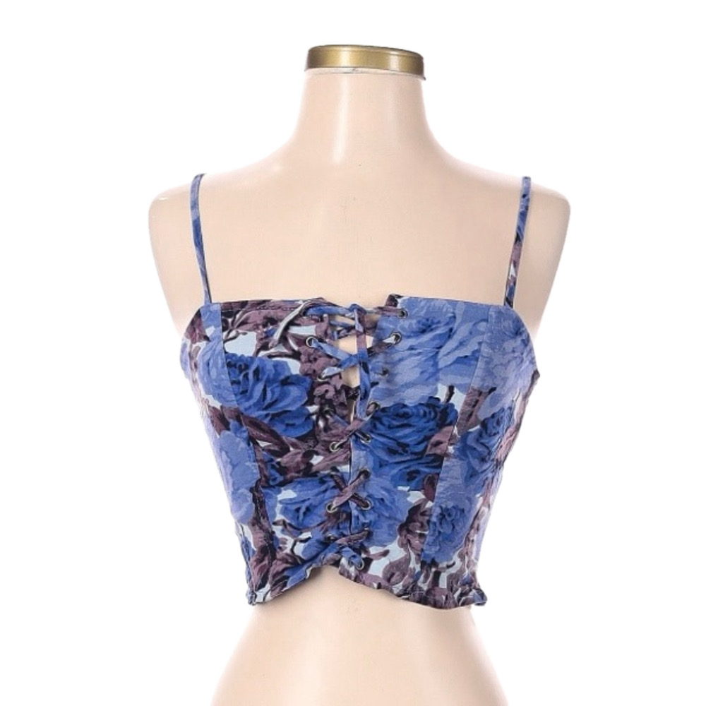 🦋2 For $50🦋Cropped Lace Front Tank